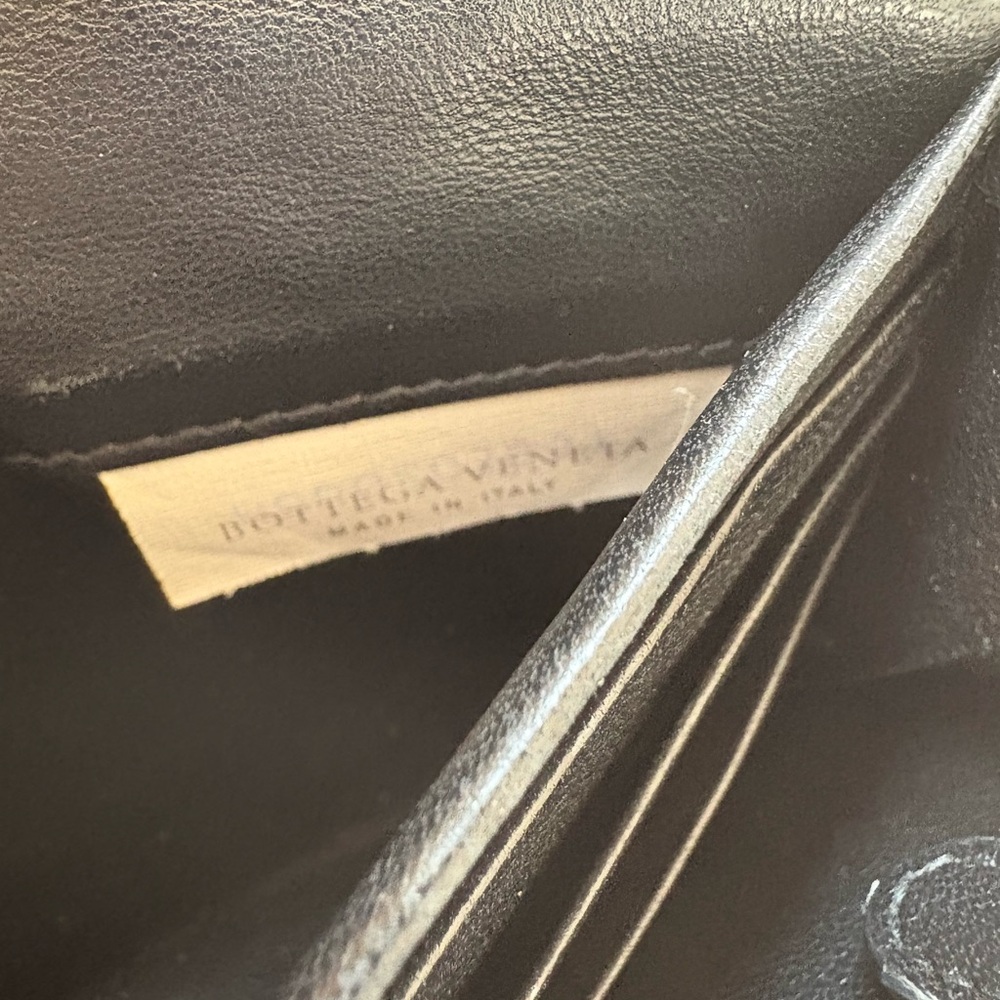 Bottega Veneta Intrecciato Leather Flap Wallet dark navy Wallet-unique - Picture 8 of 13